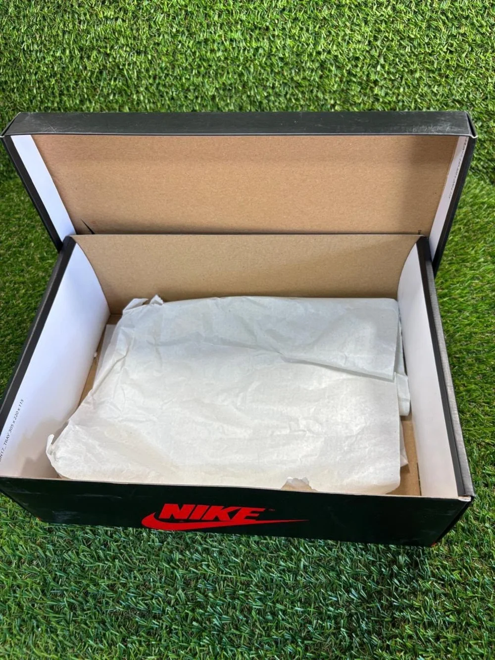 EMPTY BOX ONLY - Air Jordan 1 Retro High OG Royal 2017 Size 8 555088-007